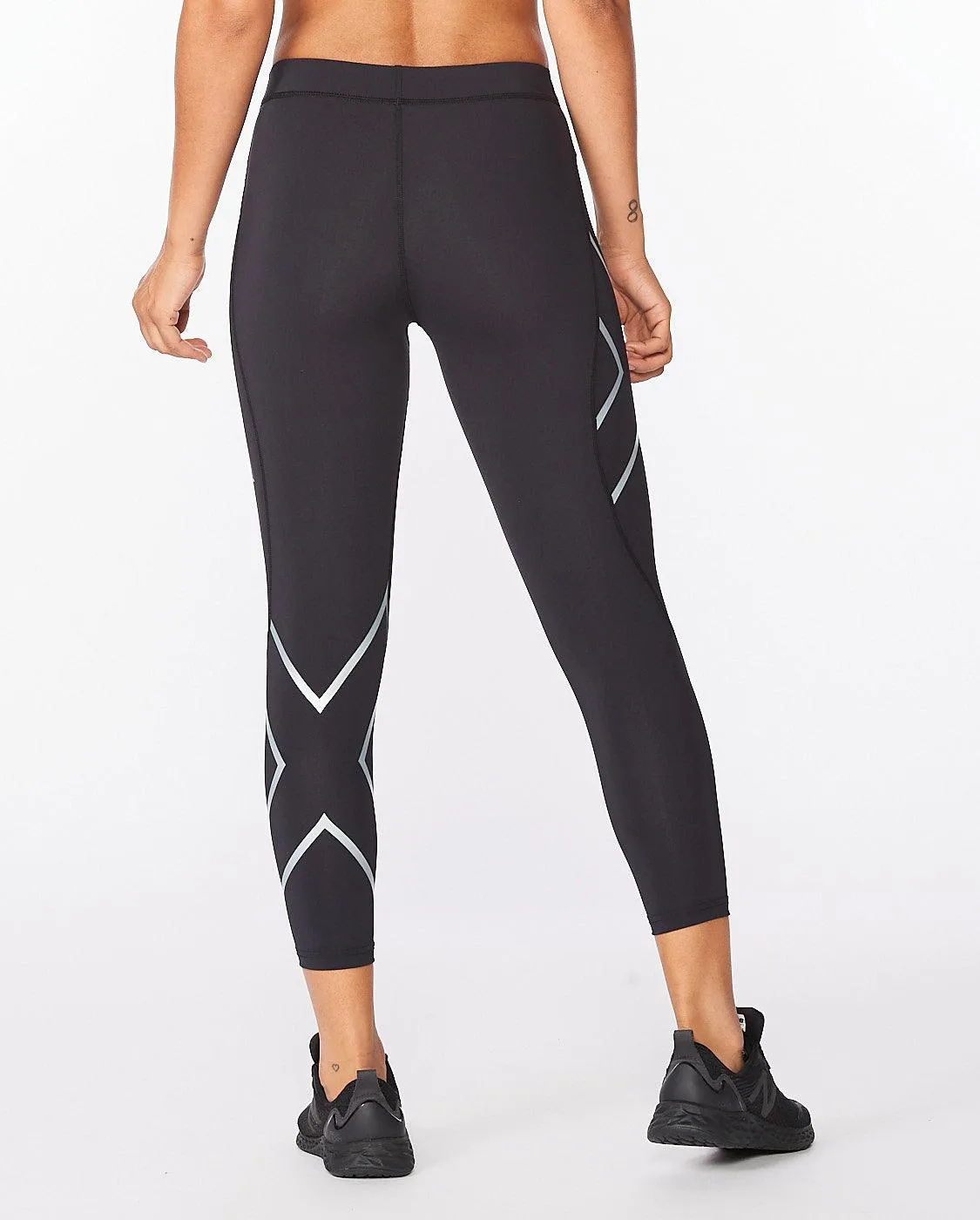 2XU Core Compression 7/8 Women's  Cycling Tights (Black/White)