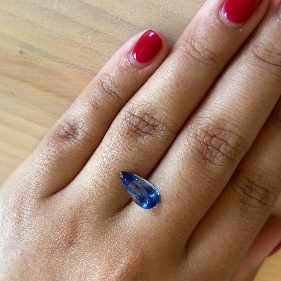 BESPOKE 3.72CT SAPPHIRE