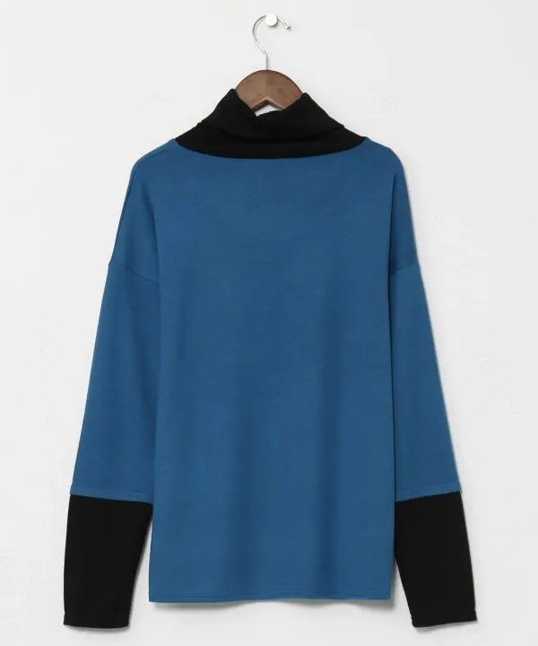 Bi Color Turtleneck Top