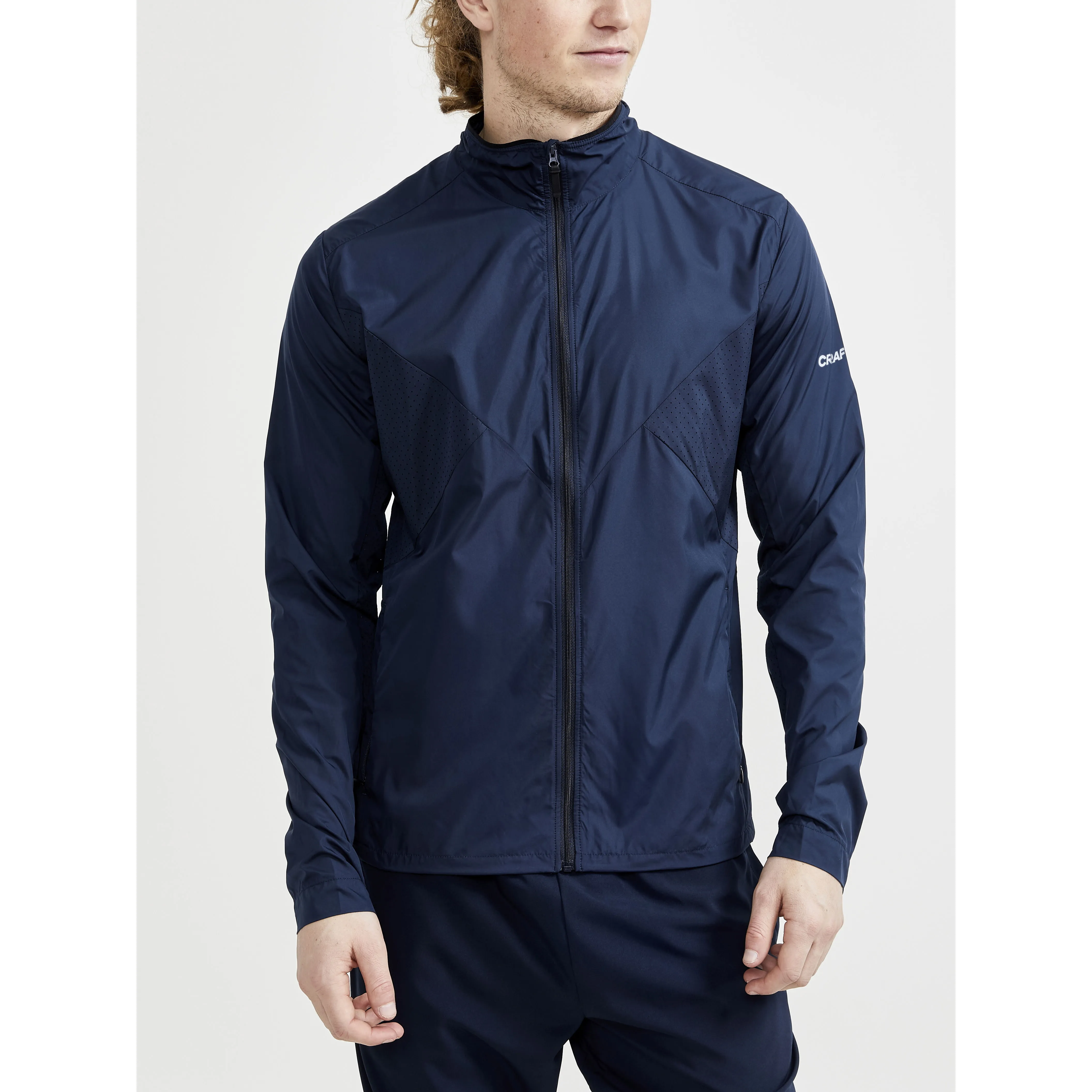 Craft Men&#x27;s Adv Essence Wind Jacket Blaze | Buy Craft Men&#x27;s Adv Essence Wind Jacket Blaze here | Outnorth