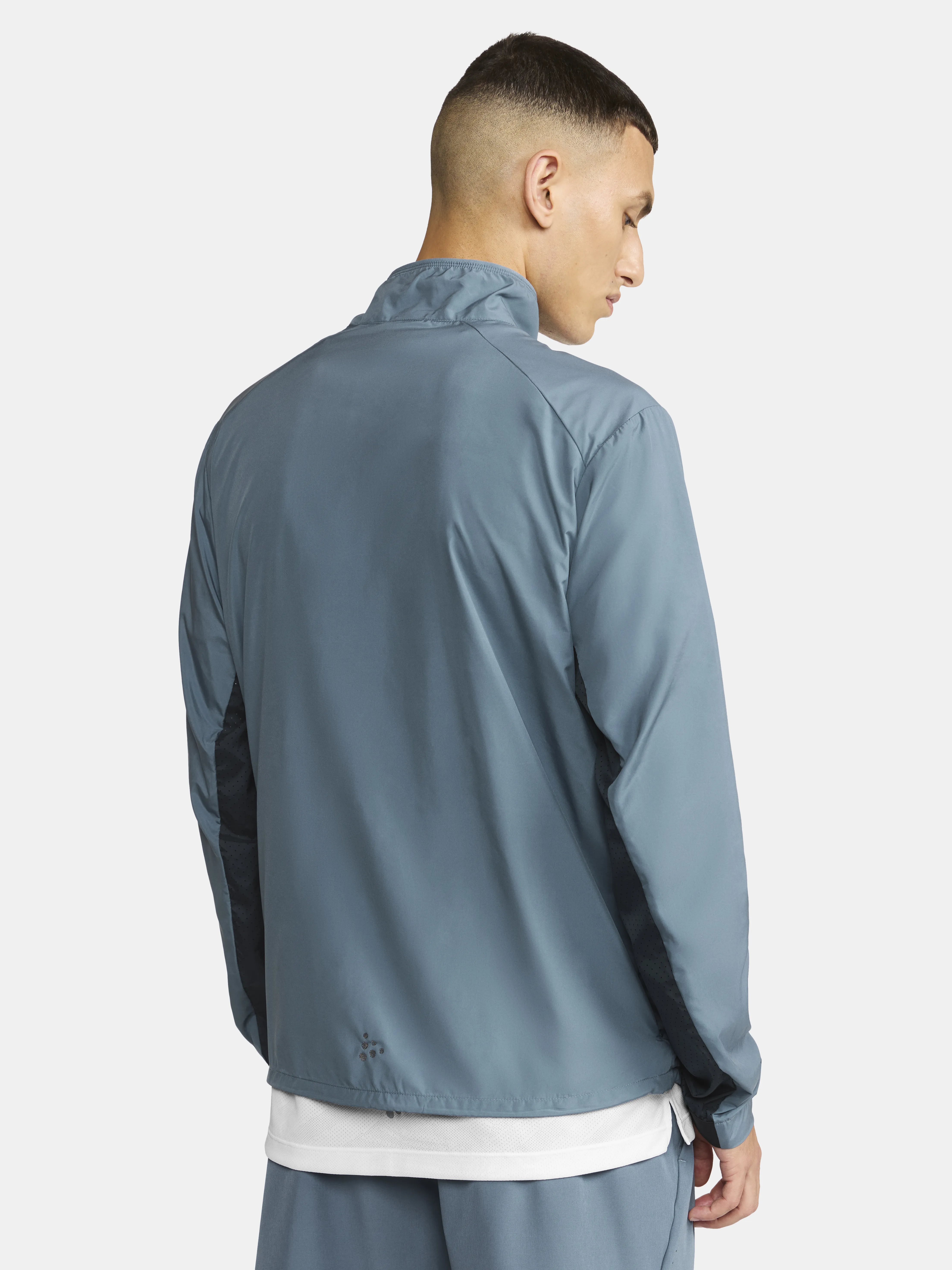 Craft Men&#x27;s Adv Essence Wind Jacket Real/Blaze | Buy Craft Men&#x27;s Adv Essence Wind Jacket Real/Blaze here | Outnorth