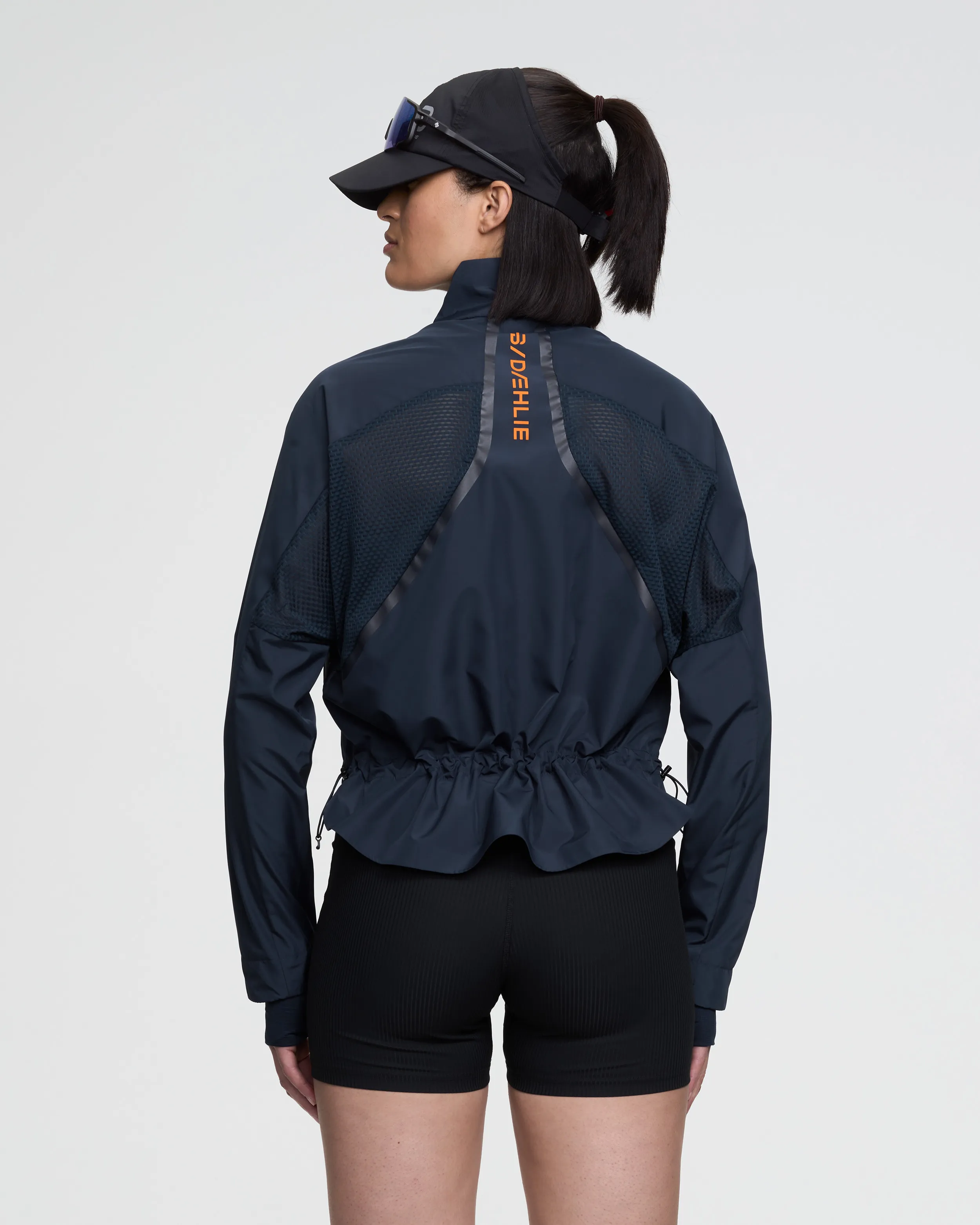 Dæhlie Women&#x27;s Jacket Attempt Navy | Buy Dæhlie Women&#x27;s Jacket Attempt Navy here | Outnorth