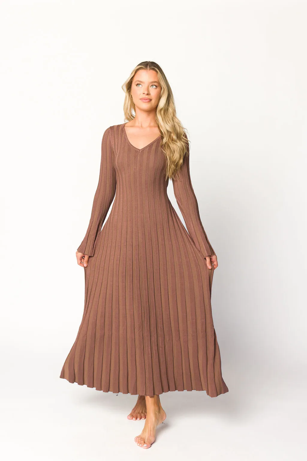 Hadley Long Sleeve V-Neck Knit Maxi Dress in Cocoa - Restocking in Nov