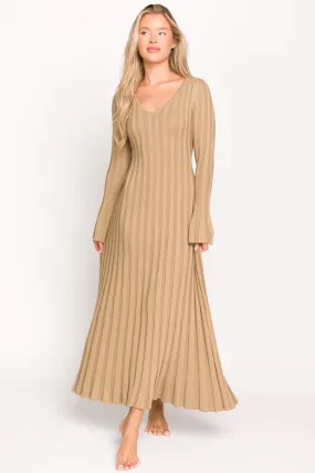 Hadley Long Sleeve V-Neck Knit Maxi Dress in Espresso