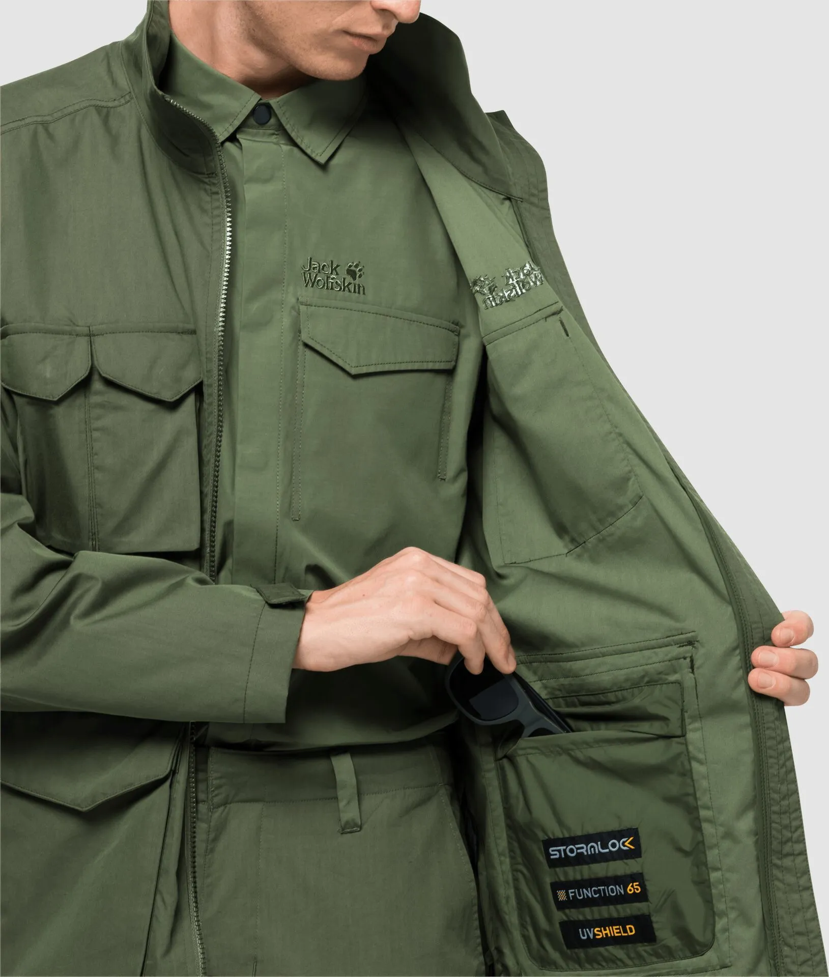 Jack Wolfskin Men&#x27;s Lakeside Trip Jacket Greenwood | Buy Jack Wolfskin Men&#x27;s Lakeside Trip Jacket Greenwood here | Outnorth