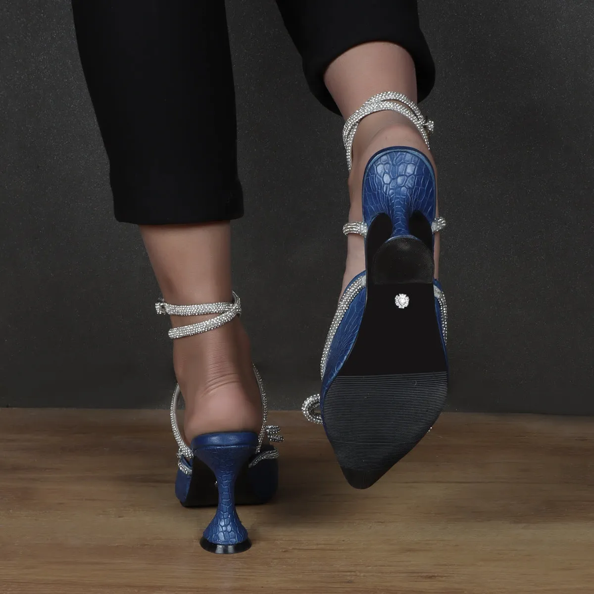 Knot-bow Blue Fluted Heel Buckled Strap Ladies Sandals