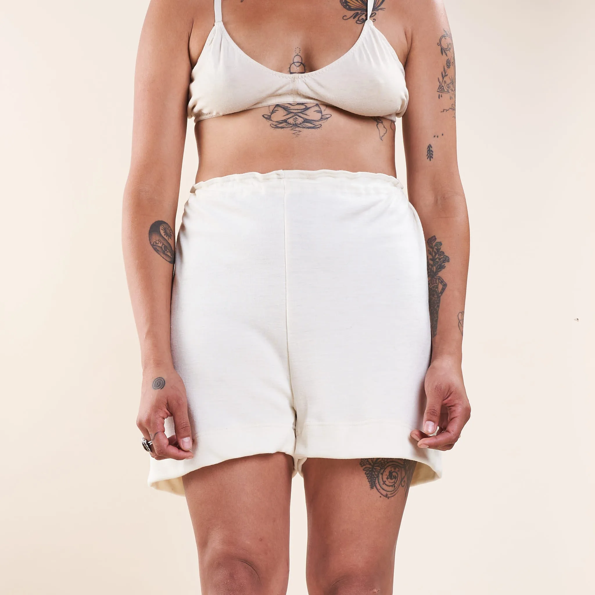 Mama Short, Undyed Merino Wool