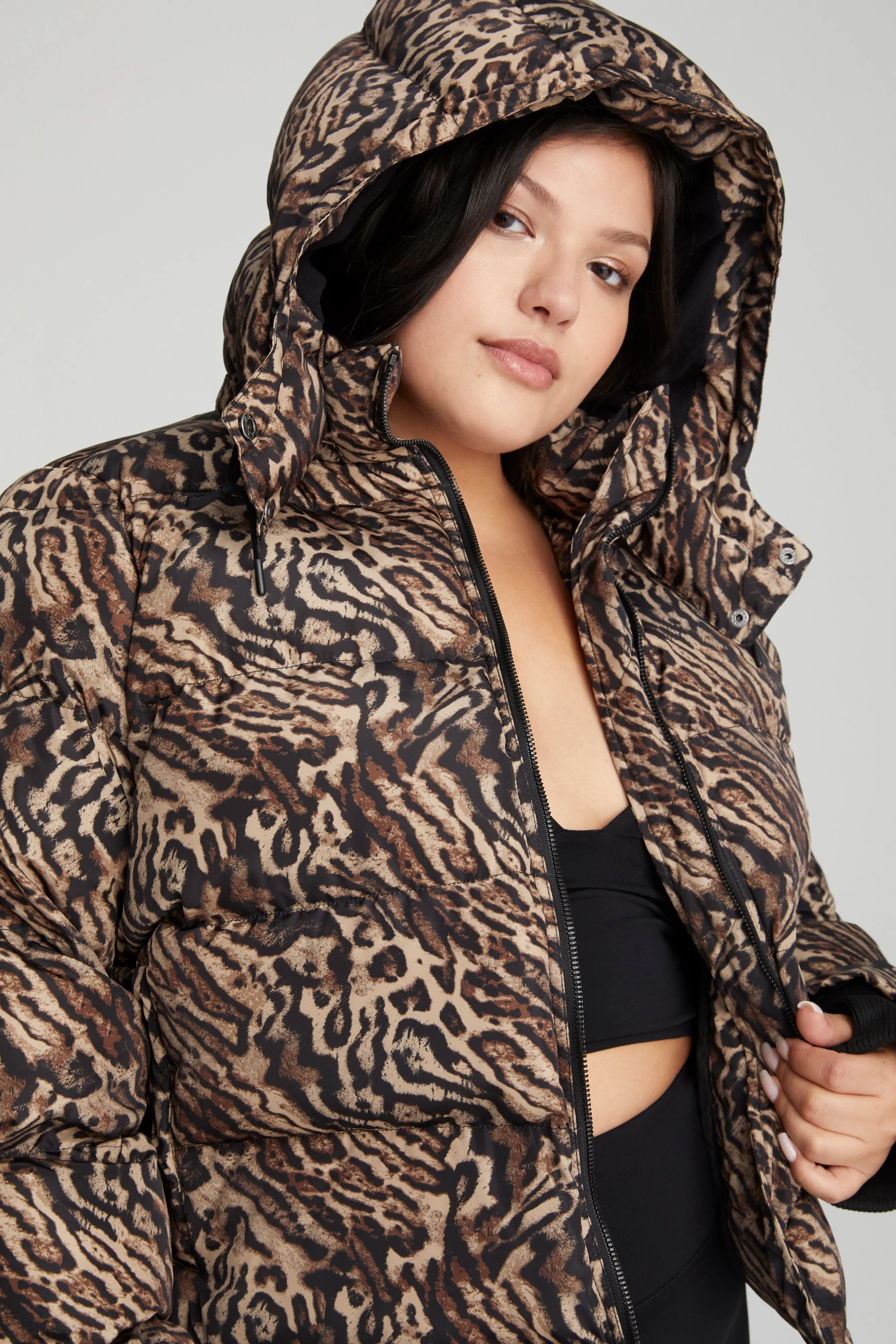 STATEMENT PUFFER | JAGUAR001