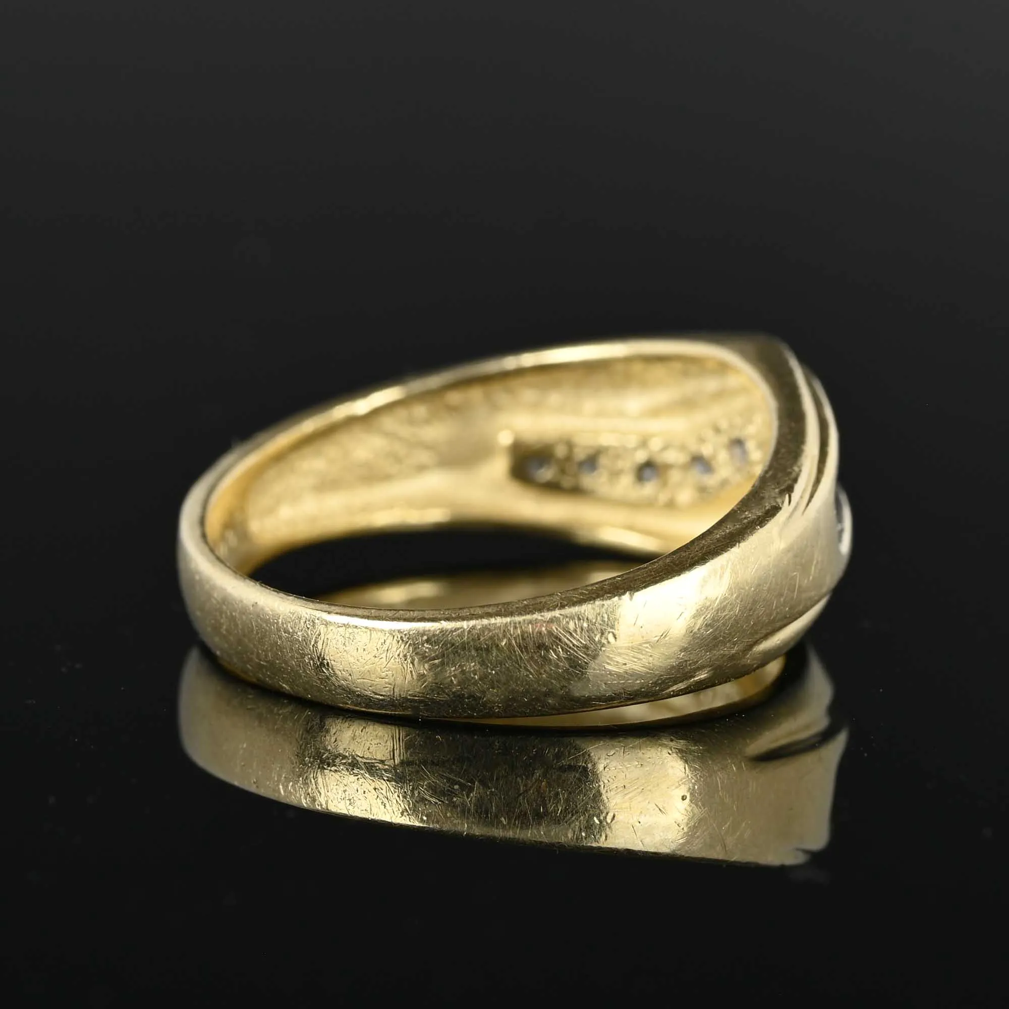 Vintage Zig Zag Diamond Band Ring in 14K Gold