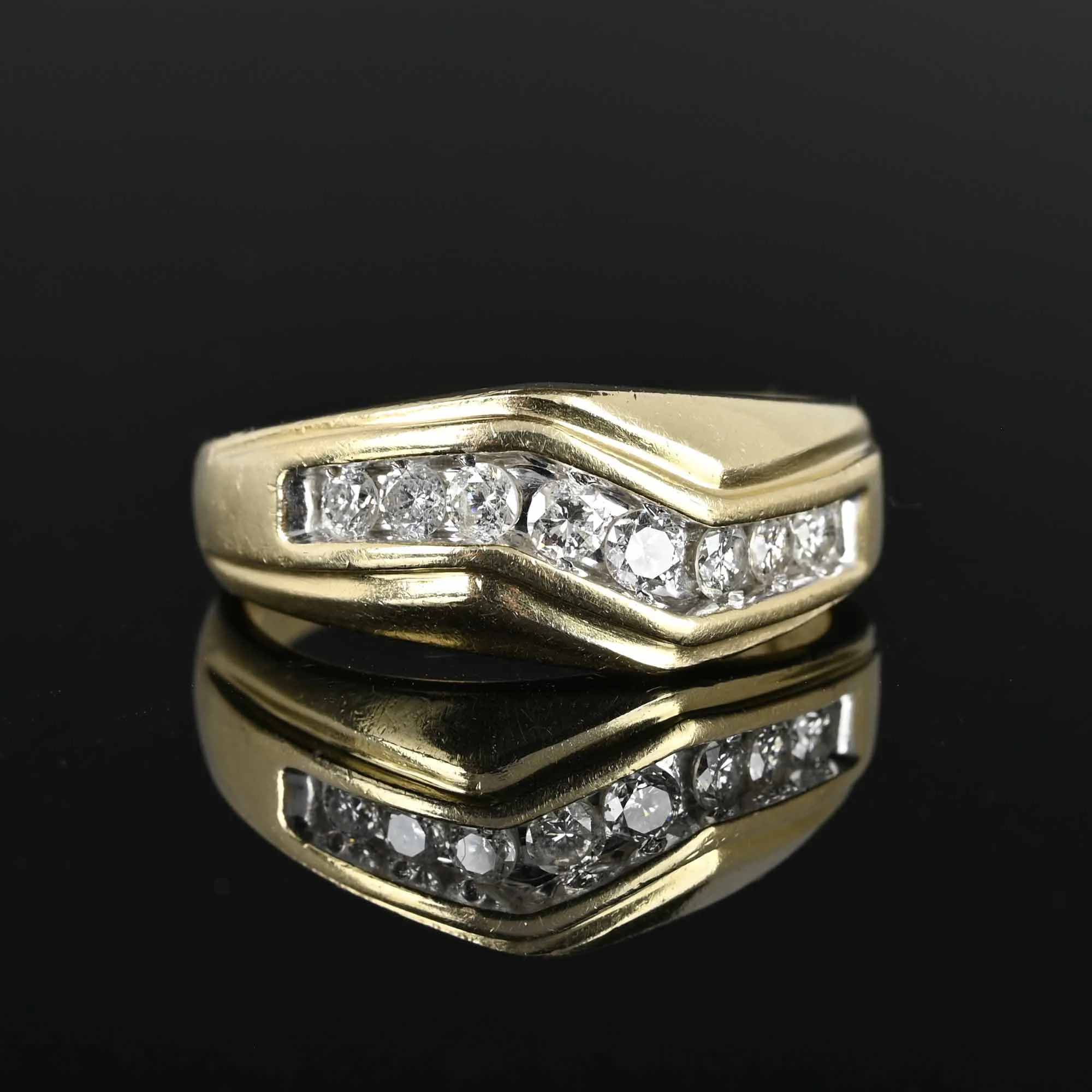 Vintage Zig Zag Diamond Band Ring in 14K Gold