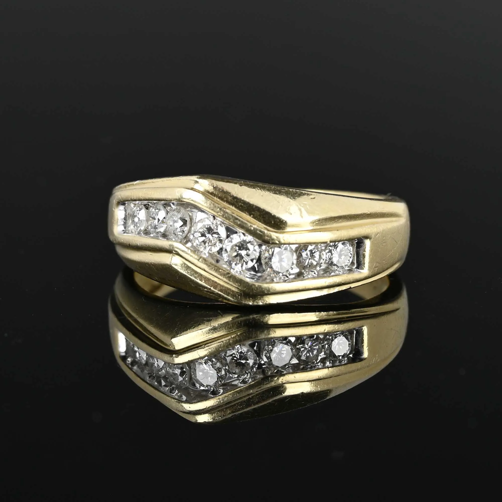 Vintage Zig Zag Diamond Band Ring in 14K Gold