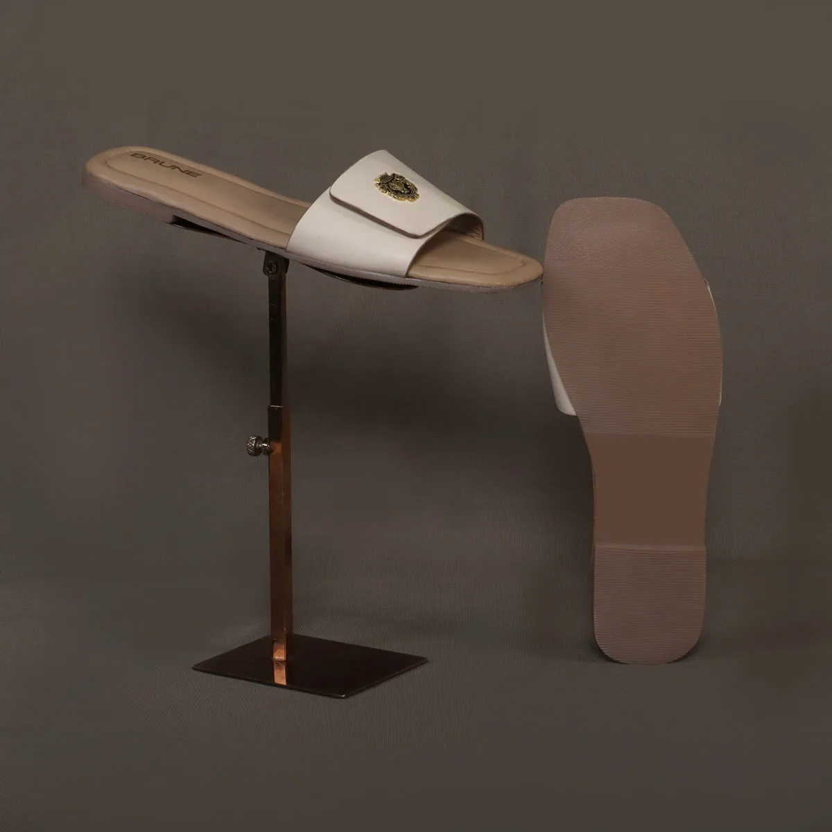 Women'S Freeway Velcro Adjustable Strap With Metal Lion Beige Leather Slide In Slipper By Brune & Bareskin