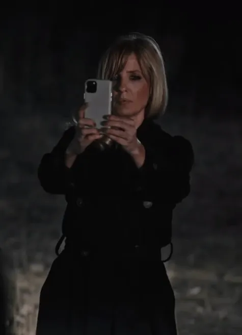 Yellowstone Season 4 Beth Dutton Black Coat